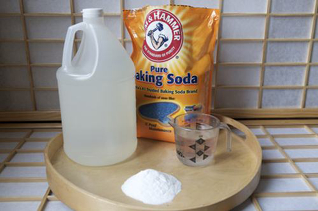 Cách thông cống bằng baking soda